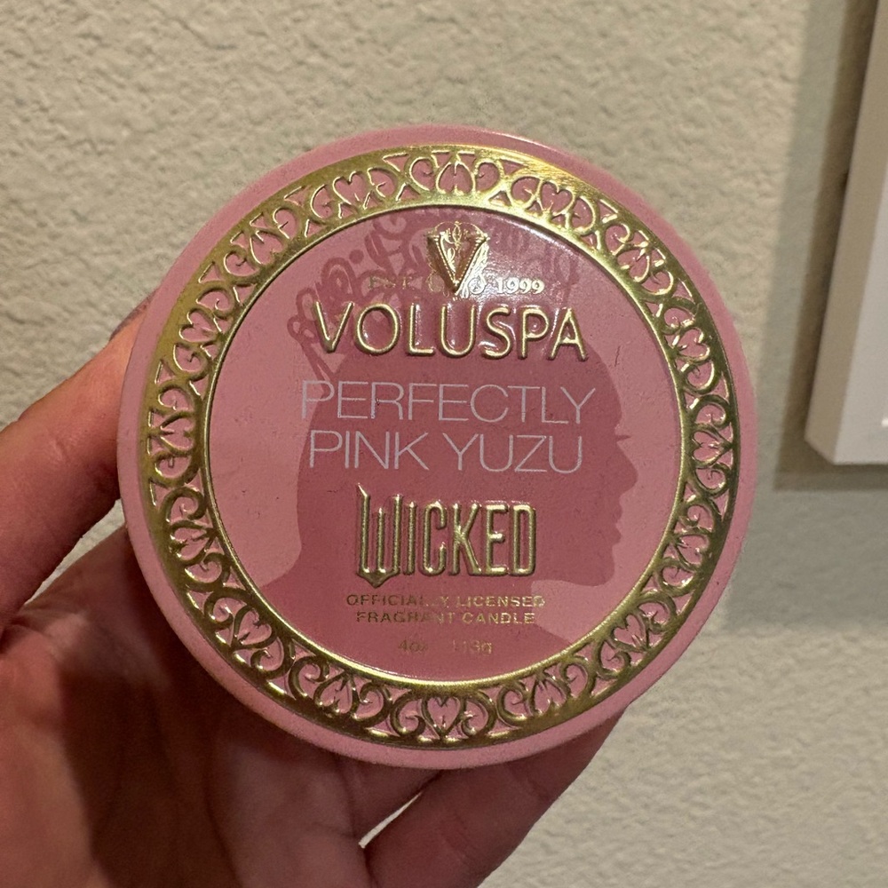 Voluspa Perfectly Pink Yuzu Candle (Wicked)